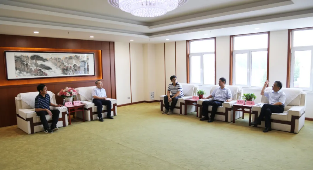 Ìï¿¡Ó¸±Êг¤Ò»ÐÐݰÁÙºÓ±±¹¤Òµ´óѧ¿¼²ì½»Á÷(ͼ1) Ìï¿¡Ó¸±Êг¤Ò»ÐÐݰÁÙºÓ±±¹¤Òµ´óѧ¿¼²ì½»Á÷(ͼ1)